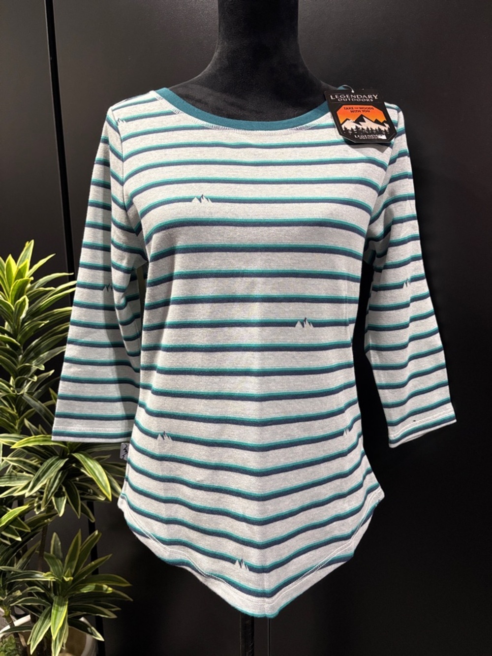 Legendary Whitetails Bridewater Boatneck 3/4 sleeve pullover,aqua stripe